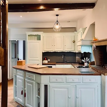 Grand Duplex Au Coeur Du Centre - Tres Calme *