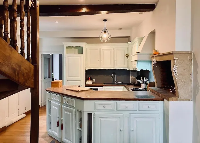 Grand Duplex Au Coeur Du Centre - Tres Calme *