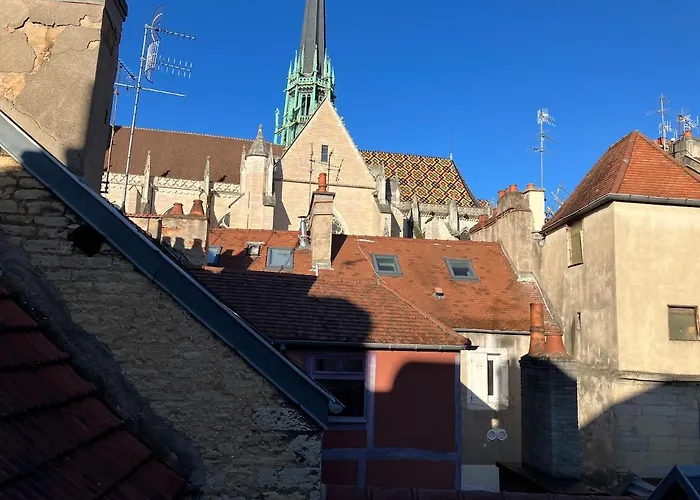 Grand Duplex Au Coeur Du Centre - Tres Calme *